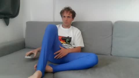 Snapshot of lzpboy chatting on July 2026 03:52:02 PM lzpboy online show from July 2026 03:52:02 PM