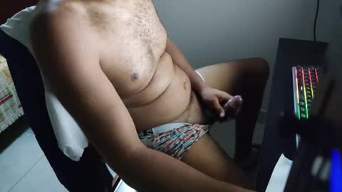 m0ren01995 online show from April 2026 07:55:02 PM