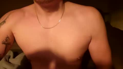 Snapshot of m1guele chatting on December 2024 03:11:02 AM Fucklover online show from December 2024 03:11:02 AM