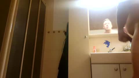 Snapshot of m1guele chatting on December 2024 03:47:02 AM Fucklover online show from December 2024 03:47:02 AM