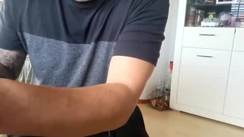 Snapshot of m1guele chatting on October 2025 01:56:02 PM Fucklover online show from October 2025 01:56:02 PM