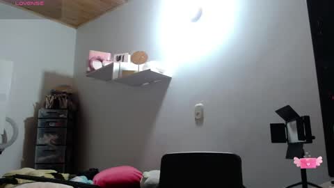 mila online show from May 2026 07:05:01 AM