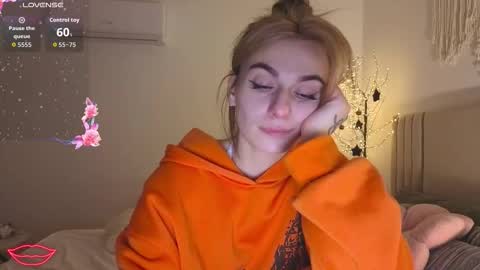 Snapshot of m1ss_arina chatting on February 2026 11:11:02 PM M1ss arina online show from February 2026 11:11:02 PM