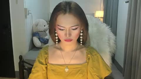 Snapshot of m1sspinay_yassie chatting on January 2025 01:41:02 PM Cutie Yassie online show from January 2025 01:41:02 PM