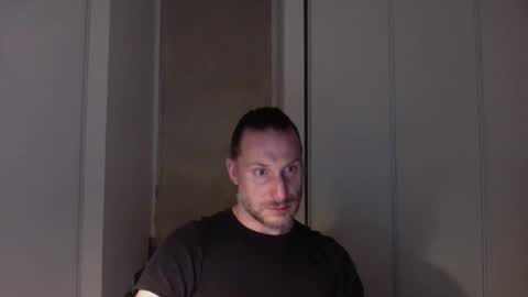 m4rduk online show from November 2025 08:10:01 PM