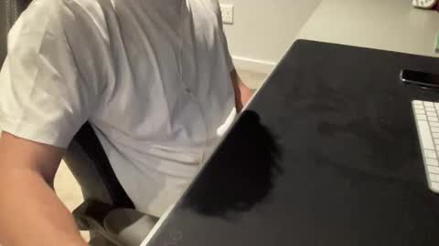 m_pete online show from October 2025 07:36:02 PM