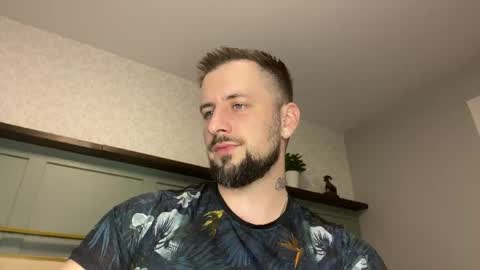 m_stephen online show from May 2026 11:10:01 PM