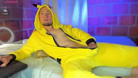 Snapshot of maax_taylor01 chatting on January 2025 11:12:02 AM online show from January 2025 11:12:02 AM