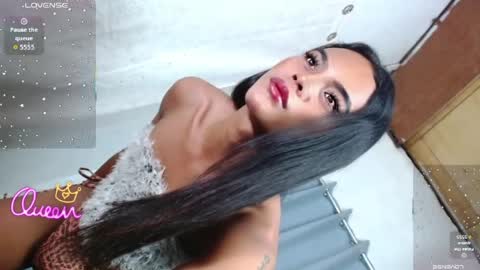 Divina online show from June 2026 01:48:01 PM