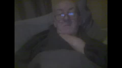 macbewdekan25 online show from February 2025 06:13:02 PM