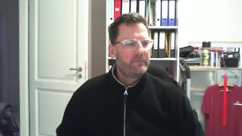 macfly67 online show from January 2025 07:42:02 AM