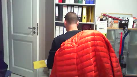 macfly67 online show from January 2026 06:33:02 PM