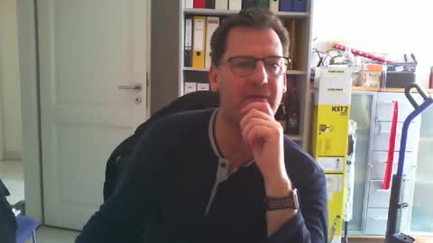 macfly67 online show from February 2026 10:04:01 AM