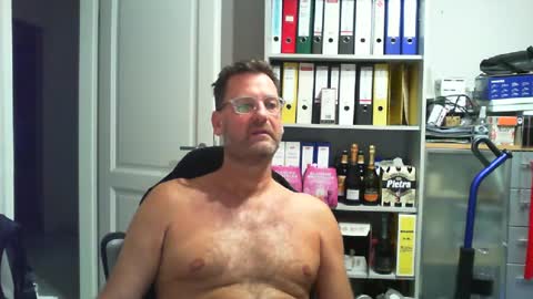macfly67 online show from July 2026 09:35:02 PM