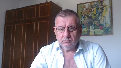 Macho online show from September 2025 01:10:01 PM