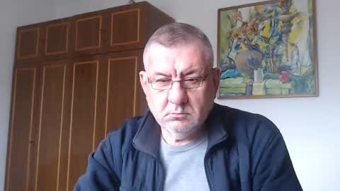 Macho online show from October 2025 10:24:01 AM