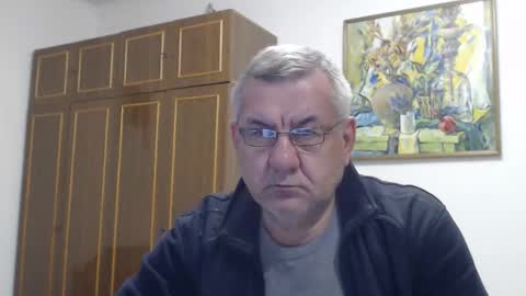 Macho online show from November 2025 04:20:01 PM