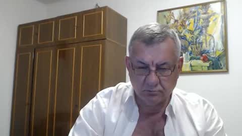 Macho online show from May 2026 06:58:01 PM