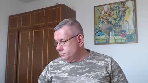 Macho online show from May 2026 04:13:02 PM