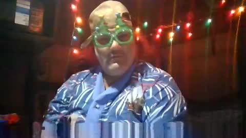 Snapshot of machuelbibliotecario chatting on December 2024 07:54:02 AM machu el bibliotecario online show from December 2024 07:54:02 AM