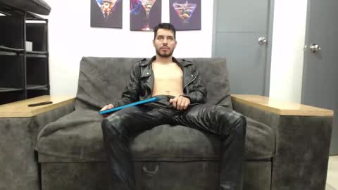 instagram mackdanielsx online show from September 2025 11:30:01 PM