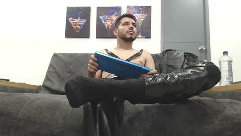 instagram mackdanielsx online show from February 2026 11:31:02 PM