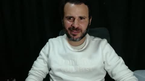 Snapshot of mack_disel chatting on May 2026 03:01:01 AM MACK online show from May 2026 03:01:01 AM