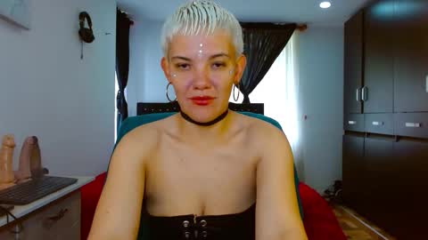 Noah Askew online show from February 2026 04:25:01 PM