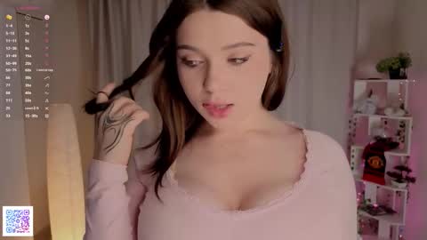 Snapshot of mackenzieohanley chatting on November 2025 06:08:01 PM Jane online show from November 2025 06:08:01 PM