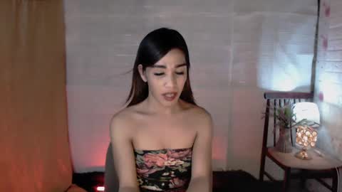 Snapshot of madalina1992 chatting on January 2025 02:12:02 PM madalina1992 online show from January 2025 02:12:02 PM