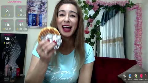 Snapshot of madam_dali chatting on January 2025 12:41:01 PM Dalila online show from January 2025 12:41:01 PM