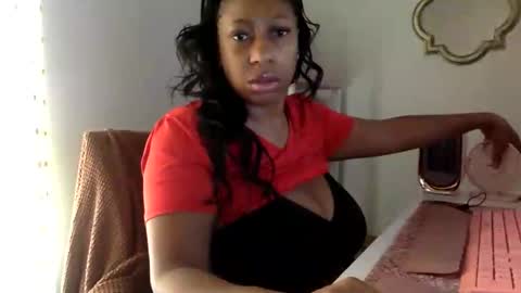 madam_glam online show from April 2026 04:20:01 PM