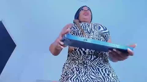 Snapshot of madame_ebony chatting on July 2026 12:01:01 PM Gabriela - Madameebony online show from July 2026 12:01:01 PM