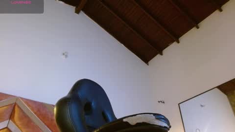 Snapshot of madame_ibby chatting on October 2025 12:59:02 PM madame ibby online show from October 2025 12:59:02 PM