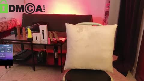 Snapshot of madame_lia chatting on September 2025 01:27:01 PM Madame La online show from September 2025 01:27:01 PM