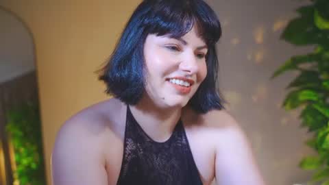 Snapshot of madame_noire chatting on July 2026 04:32:02 PM Madame Noire online show from July 2026 04:32:02 PM
