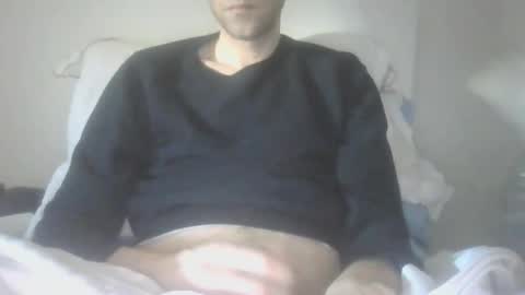 ItalianVirgin95 online show from May 2026 06:11:01 AM