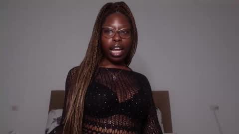 Snapshot of madamindigo chatting on January 2025 05:05:02 AM YourMadamIndigo online show from January 2025 05:05:02 AM