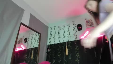 Maddi Avalon online show from December 2025 07:15:02 AM