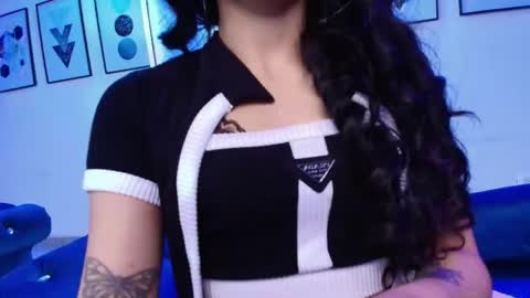 maddie_t18 online show from May 2026 04:04:02 PM