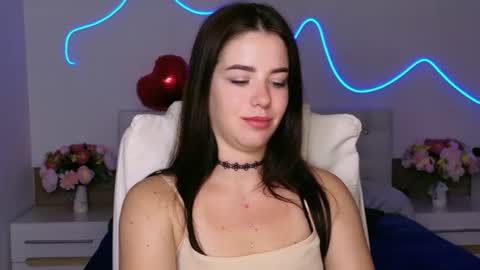 Snapshot of maddieperezz chatting on June 2026 04:46:01 AM maddieperezz online show from June 2026 04:46:01 AM