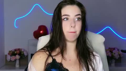 Snapshot of maddieperezz chatting on June 2026 08:46:02 PM maddieperezz online show from June 2026 08:46:02 PM