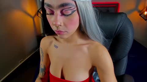 Snapshot of maddiiebrooks chatting on December 2024 10:23:01 PM Maddie online show from December 2024 10:23:01 PM