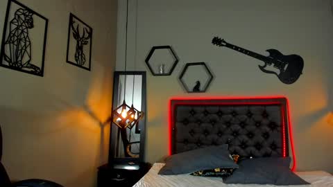 Snapshot of maddiiebrooks chatting on December 2024 07:46:02 PM Maddie online show from December 2024 07:46:02 PM