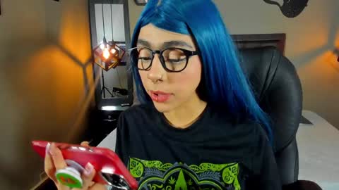 Snapshot of maddiiebrooks chatting on December 2024 01:53:02 PM Maddie online show from December 2024 01:53:02 PM