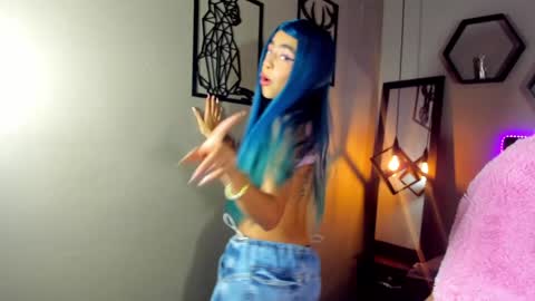 Snapshot of maddiiebrooks chatting on January 2025 03:20:01 PM Maddie online show from January 2025 03:20:01 PM