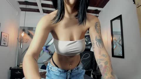 Snapshot of maddiiebrooks chatting on January 2025 10:23:01 PM Maddie online show from January 2025 10:23:01 PM