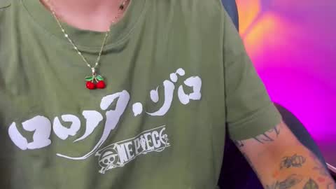 Snapshot of maddiiebrooks chatting on March 2025 02:10:02 PM Maddie online show from March 2025 02:10:02 PM