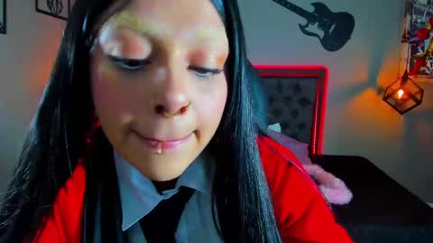 Snapshot of maddiiebrooks chatting on March 2025 02:45:01 PM Maddie online show from March 2025 02:45:01 PM