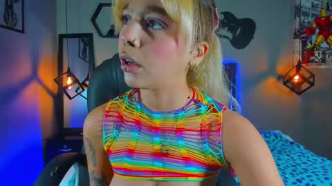 Snapshot of maddiiebrooks chatting on March 2025 07:38:01 PM Maddie online show from March 2025 07:38:01 PM